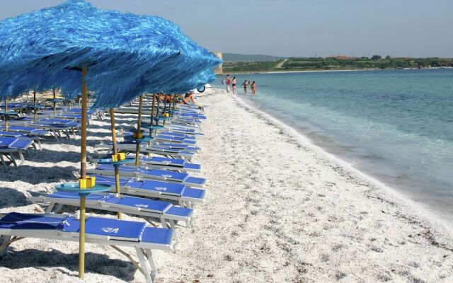 Belvilla by OYO Holiday Home in Stintino With Pool