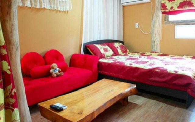 Muhari Red Roof Pension