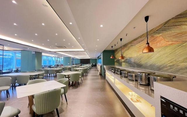 Mandarin Smart Hotel