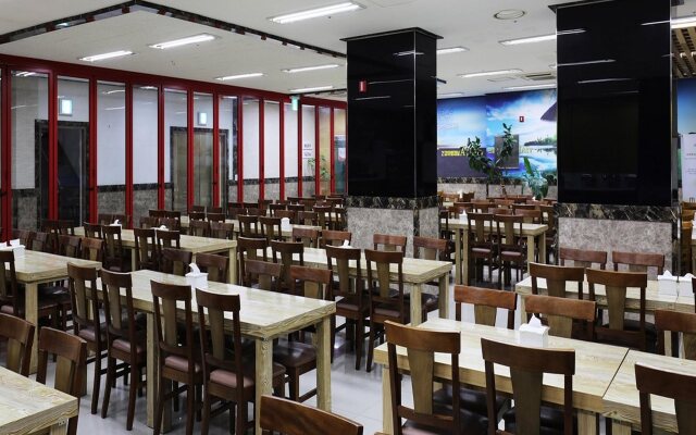 Hotel Aventree Yeouido
