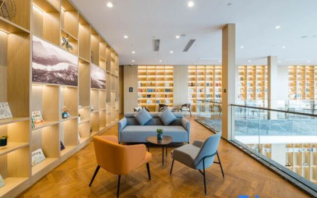 Atour Hotel Ningbo Old Bund Green Space Center