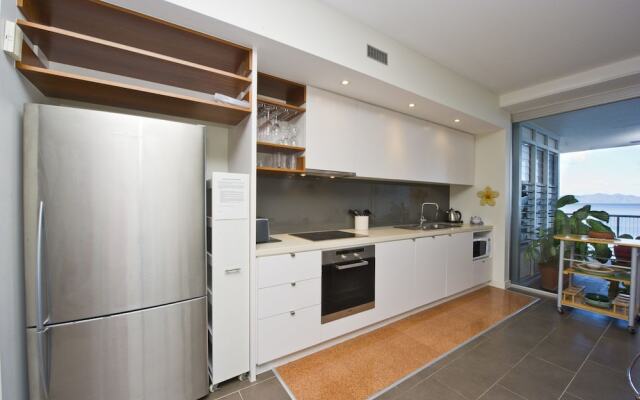 1 Bright Point Apartment 5404