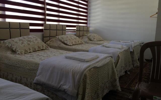 Aslan Guest House