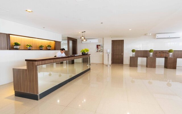 RedDoorz Premium @ SMDC Fairview