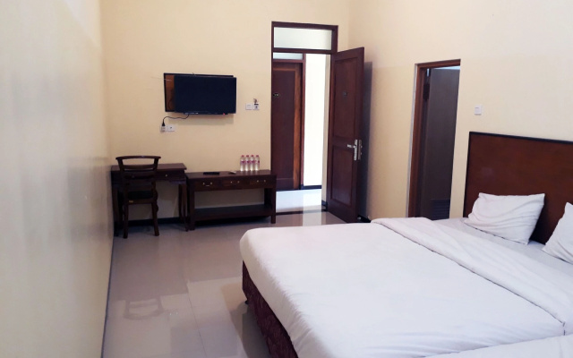 Hotel Pelangi Indah – Guest Rooms – Semarang