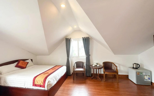 White Horse Hotel & Restaurant