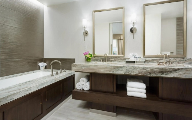 Hilton Boston Park Plaza Hotel