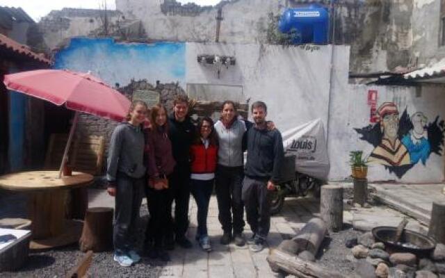 Old House backpackers B & B