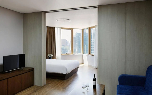 Vabien Suites 2 Serviced Residence