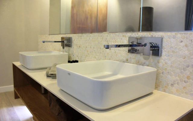 Les Suites Massena