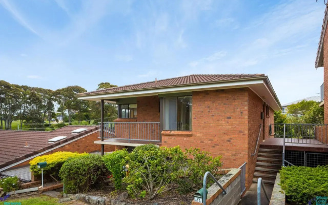 Bayview Unit - Stunning Inlet Views