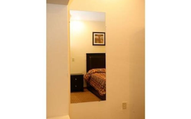 Redwood Suites