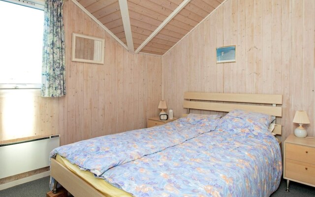 Cosy Holiday Home in Zealand With Whirlpool