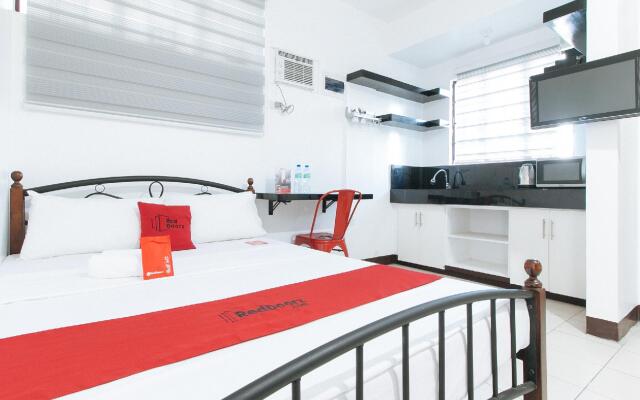 RedDoorz near De La Salle Dasmarinas Cavite