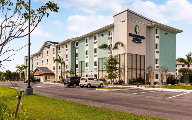 WoodSpring Suites Naples
