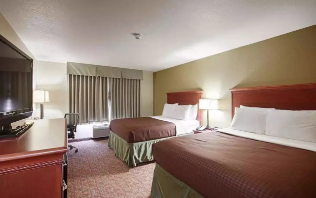 Quality Inn & Suites Dickinson