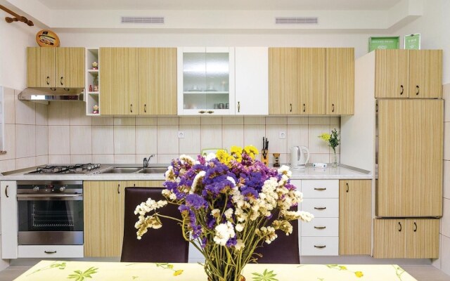 Awesome Apartment in Trogir With 2 Bedrooms and Wifi