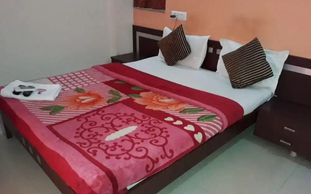 Hotel Raviraj Palace Rajkot