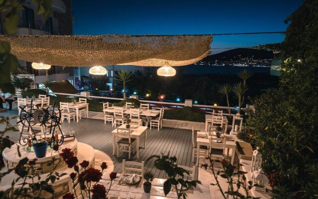 Harmony Hotel