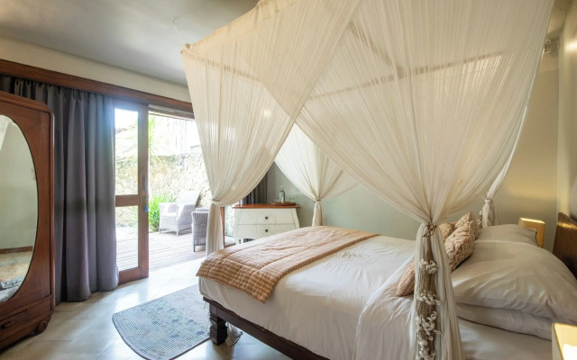 The Gili Beach Resort