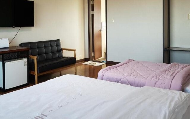 Goodstay Motel Hill