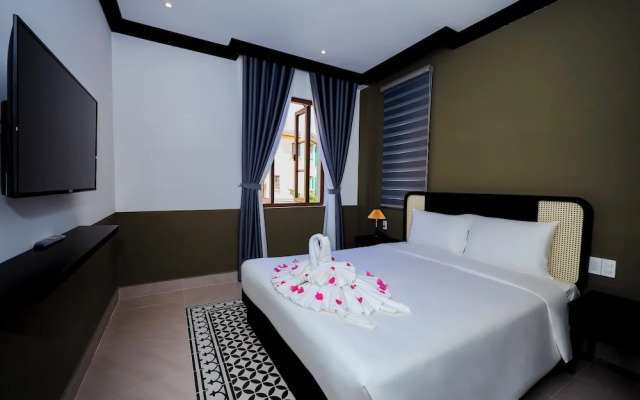 Sunset Bay Retreat Hotel
