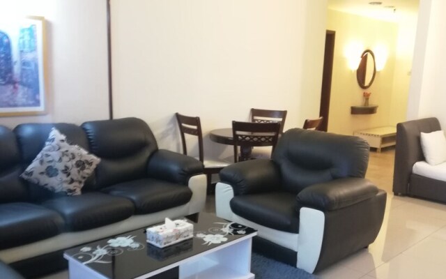 Golden Service Suite At Times Square