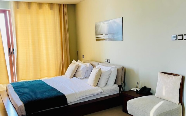 Luxury Oceanline Apartments-Shaza.