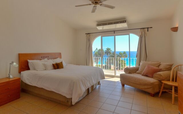 An Inviting 2BR Villa Oceano Located Just A Short Walk to the Beach