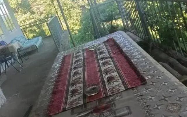Vazken's Guest House