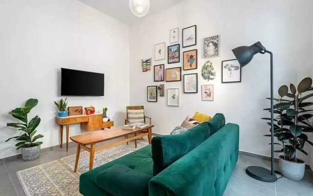 Urban Luxe Apartment - Central TLV