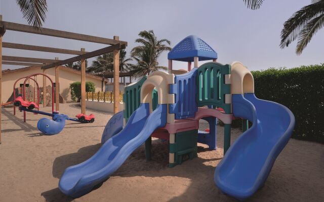 Al Nawras Island Resort