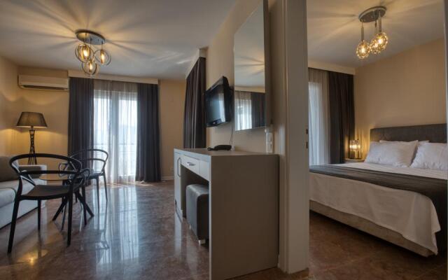 Farrys Boutique Hotel and Beach Club