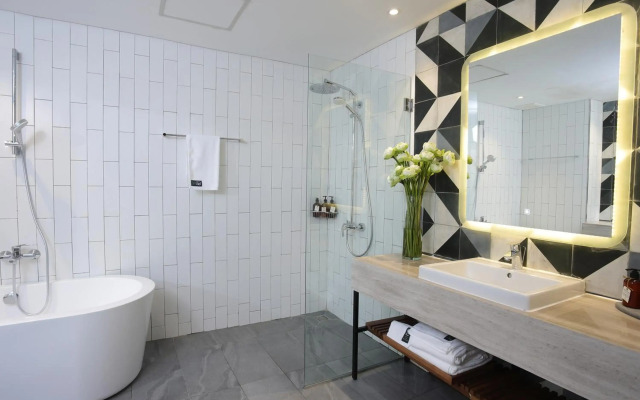 Baitong Hotel & Resort