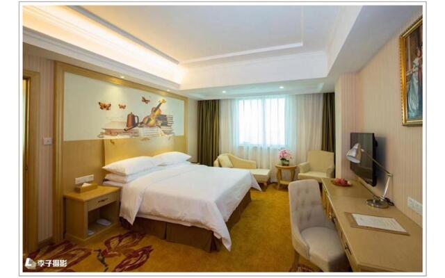 Vienna Hotel Huizhou Dahuxi