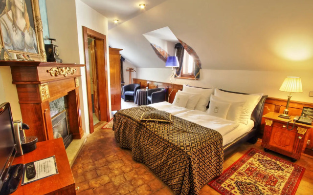 Hotel U Páva