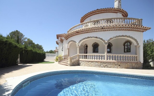 Sunrise Villa Cadiz B