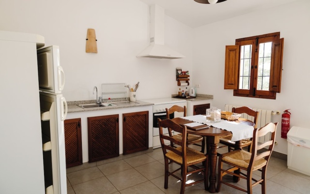 Casa Rural El Olivar B&B