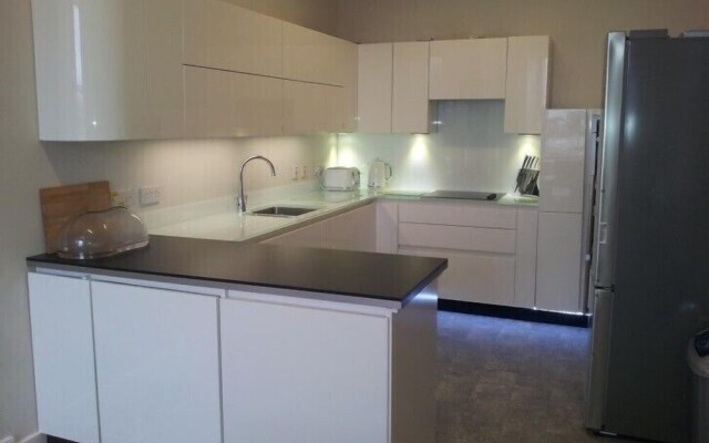 Silver Lining - Luxury Thirlestane Road