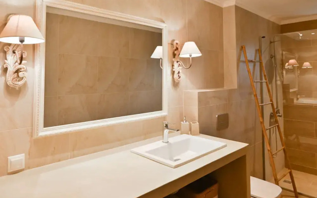EFMAR Exclusive Stone Residences