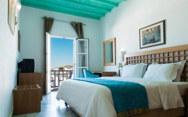 Poseidon Hotel & Suites