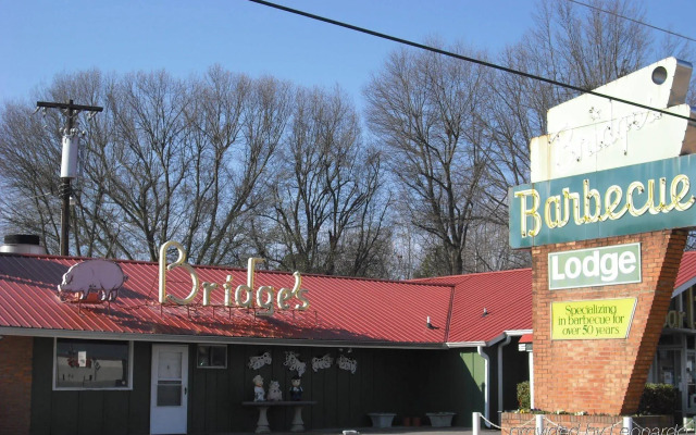 Country Inn & Suites by Radisson, Shelby, NC