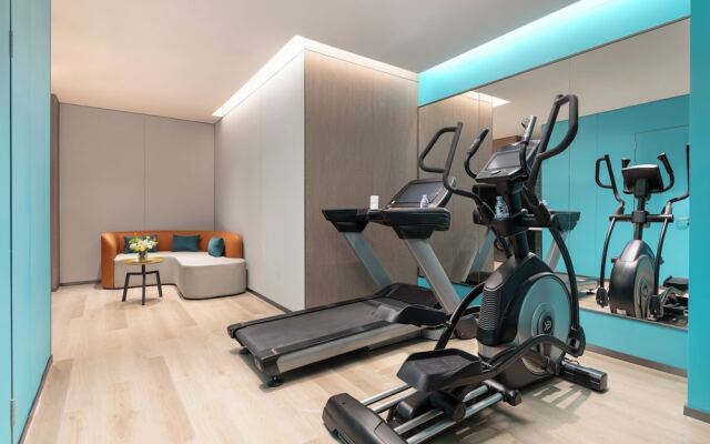 Holiday Inn Express Shanghai Changfeng Park by IHG