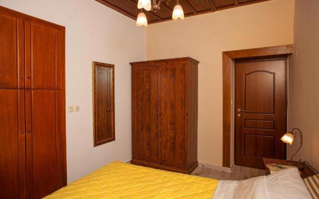 Argyro House II