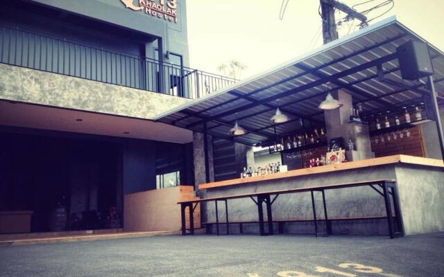813 Khaolak Hostel