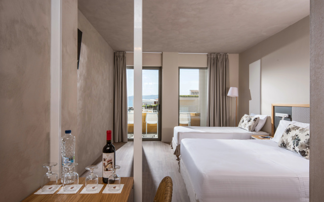 Corissia Beach Hotel
