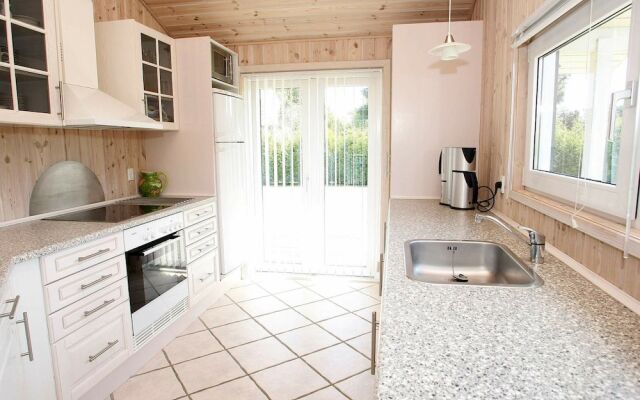 Comfy Holiday Home in Hals With Whirlpool