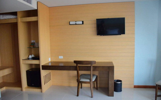 GoldenBeach Boutique Resort