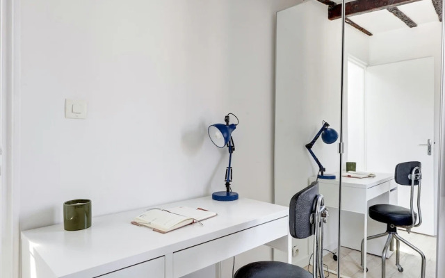 Chic 1BR Steps from Montorgueil