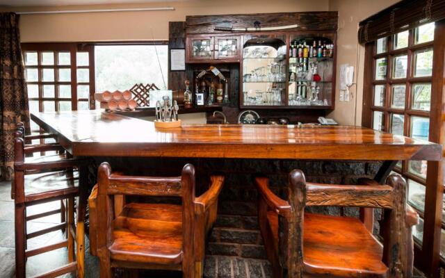 Coral Tree Inn